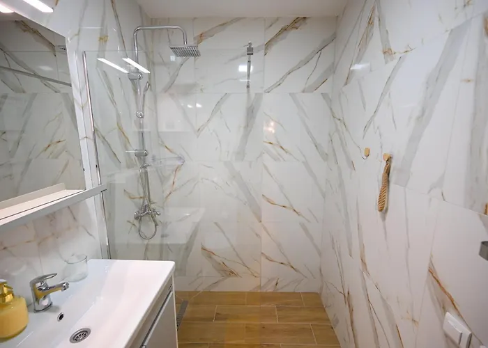 A&b, 公寓 兹拉蒂博尔